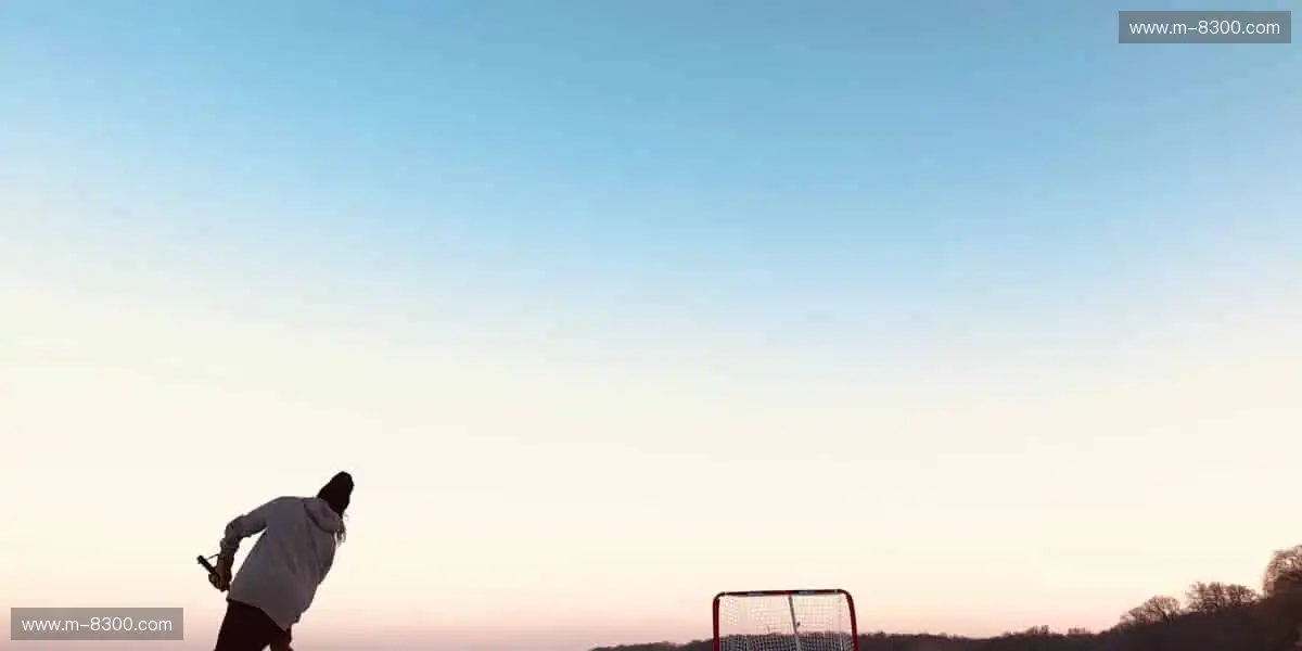 赛场瞬息万变，直播分秒必争！🏀